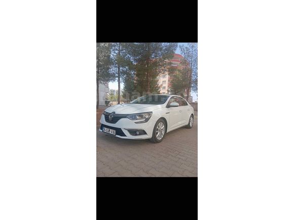 Sahibinden Renault Megane 1.5 Blue DCI Touch 2020 Model 