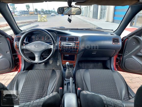 93 TOYOTA COROLLA 1.6 GL KLİMALI TEMİZ AİLE ARACI