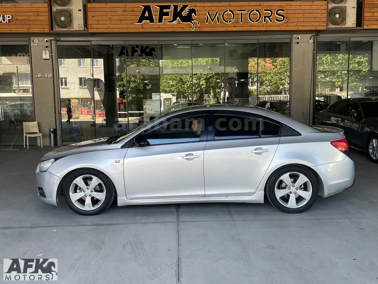Galeriden Chevrolet Cruze 1.6 WTCC Edition 2012 Model İstanbul 197.000 km Gri 6