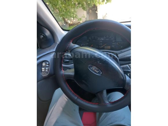 Sahibinden Ford Focus 1.4 Comfort 2005 Model