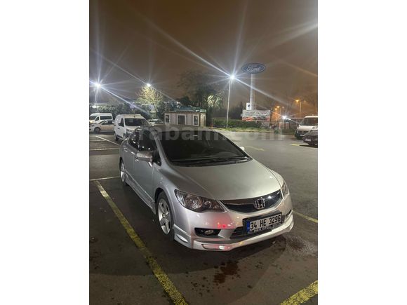Sahibinden Honda Civic 1.6i VTEC Premium 2010 Model 