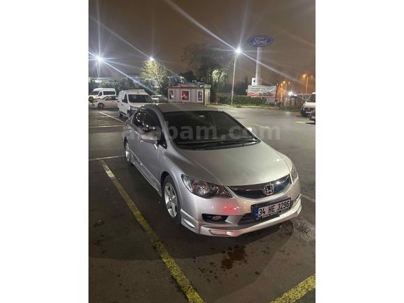 Sahibinden Honda Civic 1.6i VTEC Premium 2010 Model 