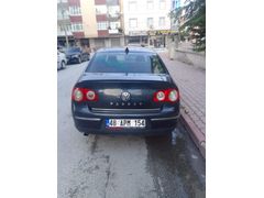 Sahibinden Volkswagen Passat 1.6 FSi Comfortline 2007 Model  366.000 km Füme