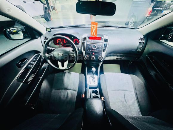 Kia Ceed 1.6 CRDi Motion 2012 Model