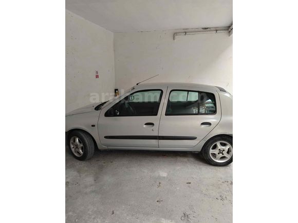 Sahibinden Renault Clio 1.4 RTA 2001 Model 