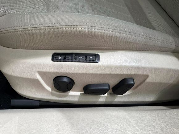 Superb 1.6 TDI Greentech Premium DSG İLK KULLANICIDAN
