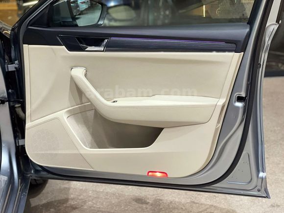 Superb 1.6 TDI Greentech Premium DSG İLK KULLANICIDAN