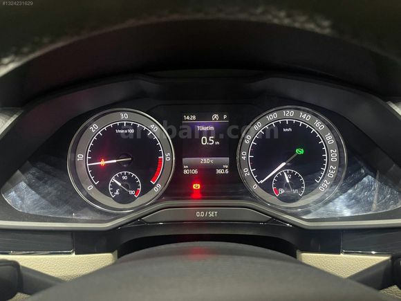 Superb 1.6 TDI Greentech Premium DSG İLK KULLANICIDAN