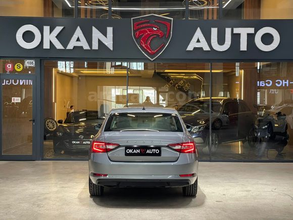 Superb 1.6 TDI Greentech Premium DSG İLK KULLANICIDAN