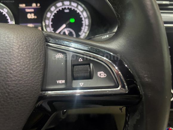 Superb 1.6 TDI Greentech Premium DSG İLK KULLANICIDAN