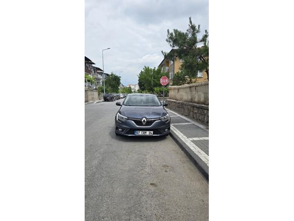 Sahibinden Renault Megane 1.3 TCe Joy 2020 Model  126.000 km Gri (titanyum)
