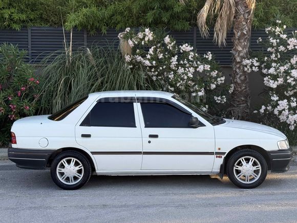 Galeriden Ford Escort 1.6 CL 1995 Model Balıkesir