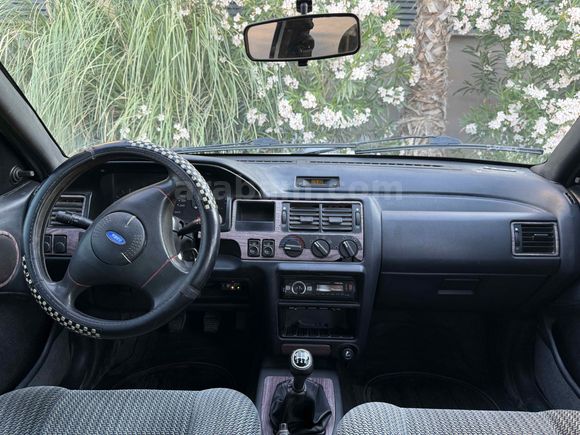 Galeriden Ford Escort 1.6 CL 1995 Model Balıkesir