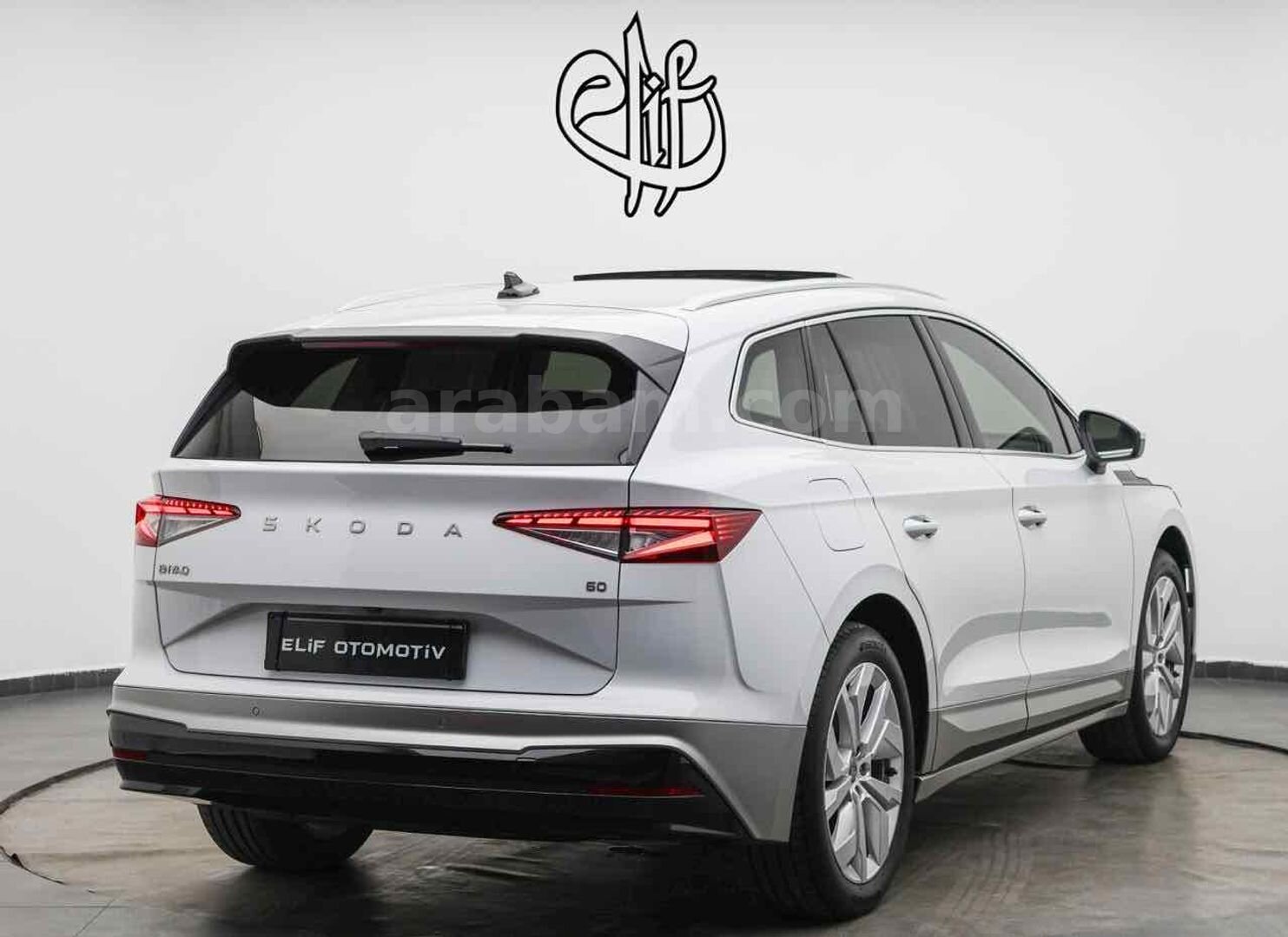 Galeriden Skoda Enyaq E-Prestige 2025 Model Sakarya 21.000 km Beyaz 6