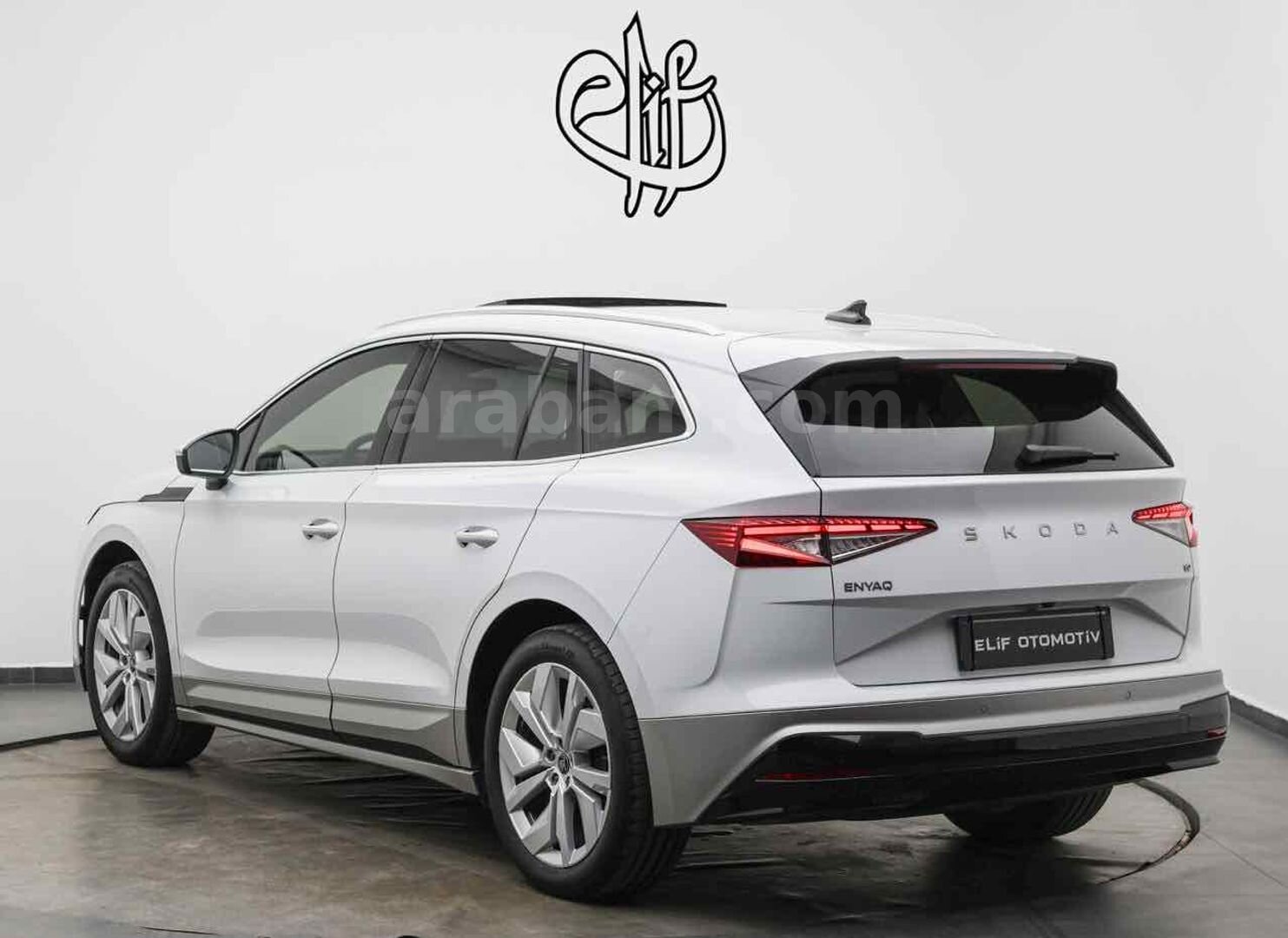 Galeriden Skoda Enyaq E-Prestige 2025 Model Sakarya 21.000 km Beyaz 4