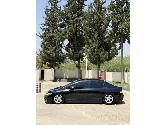Sahibinden Honda Civic 1.6 Elegance 2011 Model  183 BİN km ‘de 