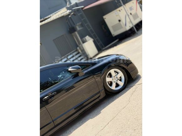 Sahibinden Honda Civic 1.6 Elegance 2011 Model  183 BİN km ‘de 