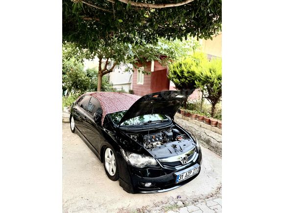 Sahibinden Honda Civic 1.6 Elegance 2011 Model  183 BİN km ‘de 