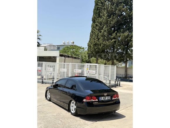Sahibinden Honda Civic 1.6 Elegance 2011 Model  183 BİN km ‘de 