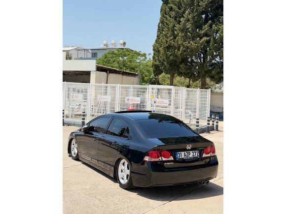 Sahibinden Honda Civic 1.6 Elegance 2011 Model  183 BİN km ‘de 