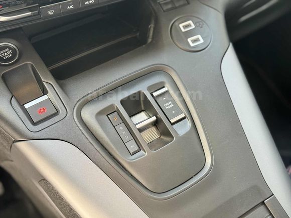 SAMLINE OTOMOTIV"DEN CİTROEN BERLİNGO MAX XTR CAM TAVANLI