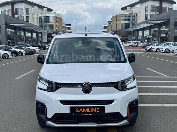 SAMLINE OTOMOTIV"DEN CİTROEN BERLİNGO MAX XTR CAM TAVANLI