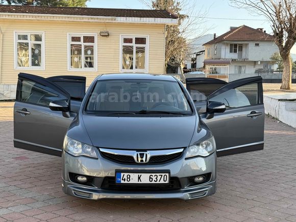 Sahibinden Honda Civic 1.6i VTEC Dream 2010 Model 