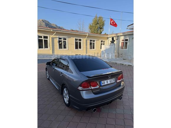 Sahibinden Honda Civic 1.6i VTEC Dream 2010 Model 