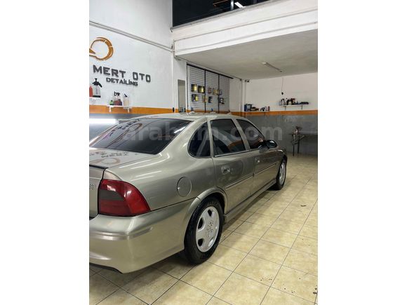 Sahibinden Opel Vectra 1.6 1999 Model 