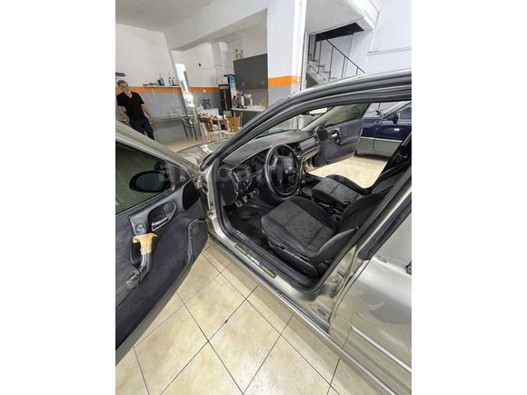 Sahibinden Opel Vectra 1.6 1999 Model 