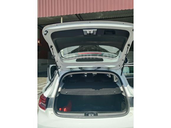 Sahibinden Renault Clio 1.0 TCe Joy 2022 Model