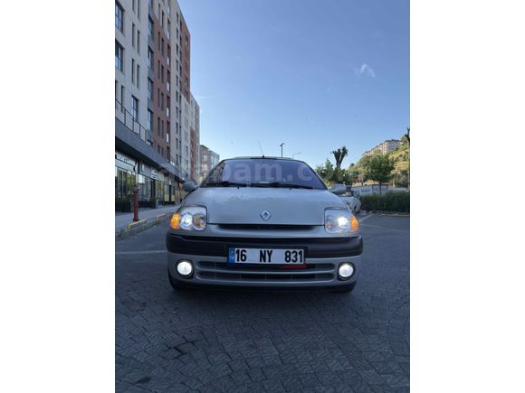 Sahibinden Renault Clio 1.4 RXT 2001 Model 