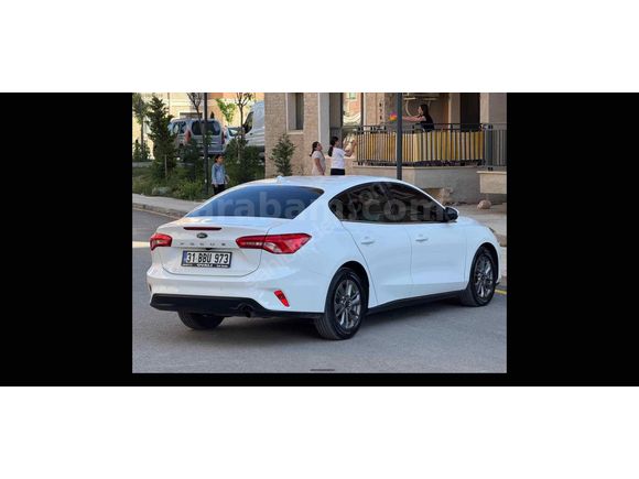 Sahibinden Ford Focus 1.5 EcoBlue Titanium Stil 2025 Model 