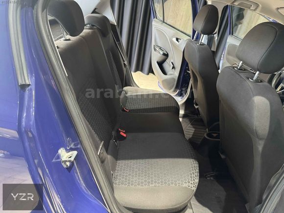Galeriden Opel Corsa 1.4 Enjoy 2015 Model Mersin 97.700 km Mavi