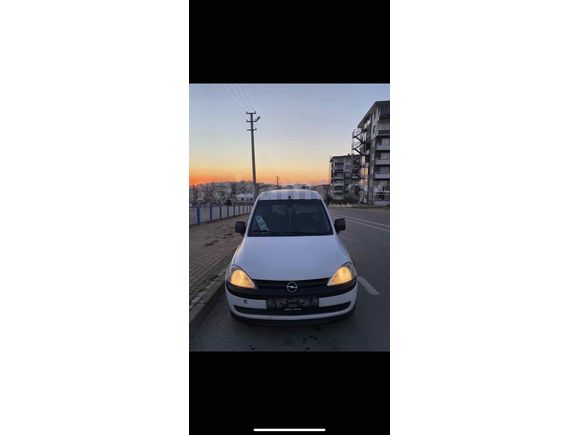 Sahibinden hususi Opel Combo 1.7 DTI 2004 Model 