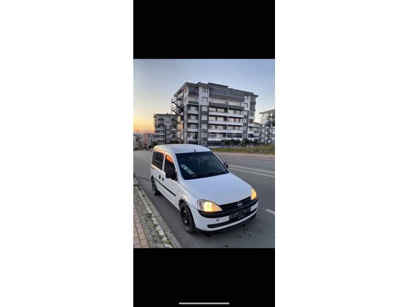 Sahibinden hususi Opel Combo 1.7 DTI 2004 Model 