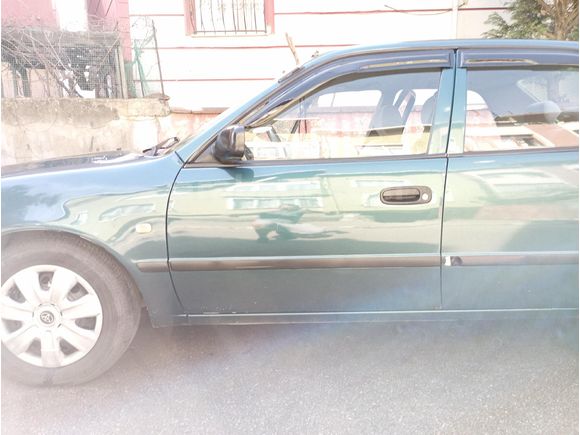 EMEKLİDEN TOYOTA CORALLA