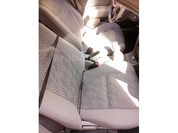 EMEKLİDEN TOYOTA CORALLA