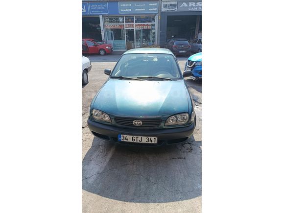 EMEKLİDEN TOYOTA CORALLA