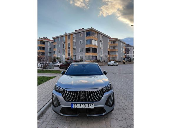 Sahibinden Peugeot 2008 1.2 PureTech Allure 2023 Model