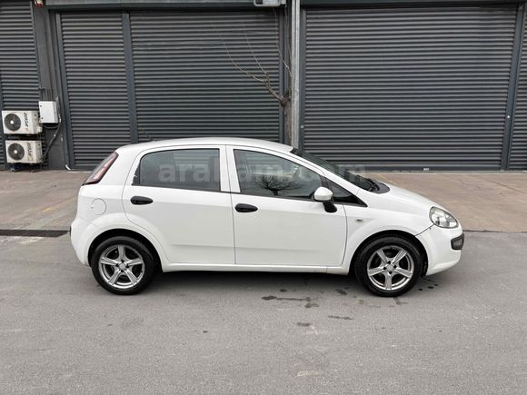 Sahibinden Fiat Punto EVO 1.4 Dynamic 2010 Model 