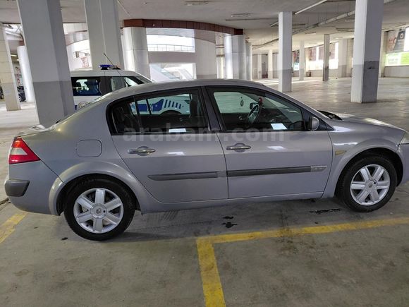 Sahibinden Renault Megane 1.6 Dynamique 2004 Model