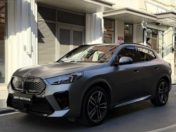 FROZEN GRİ İÇİ KIRMIZI- HARMAN KARDON- HEAD UP BMW İX2