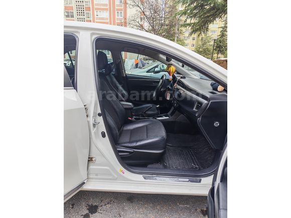 Sahibinden Toyota Corolla 1.4 D-4D Premium 2013 Model
