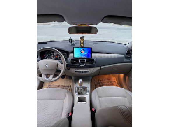 Sahibinden Renault Laguna 1.5 dCi Privilege 2009 Model İzmir