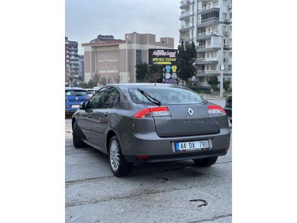 Sahibinden Renault Laguna 1.5 dCi Privilege 2009 Model İzmir