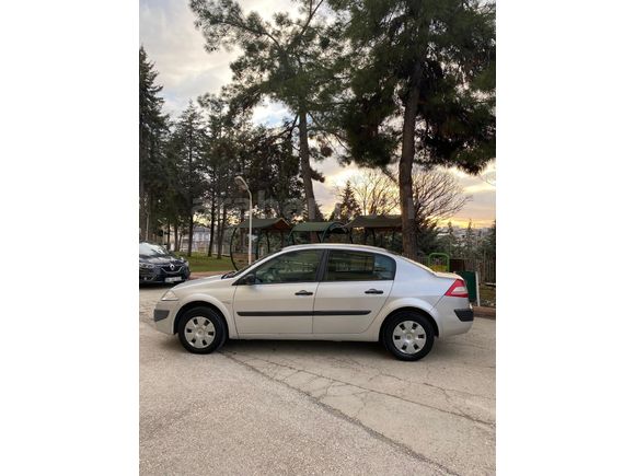 Sahibinden Renault Megane 1.6 Authentique 2007 Model