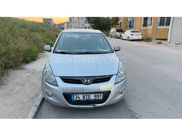 Sahibinden Hyundai i20 1.2 D-CVVT Jump 2012 Model 