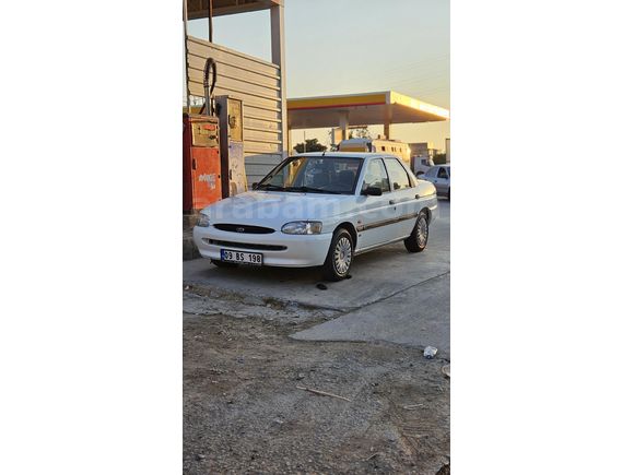 Sahibinden Ford Escort 1.6 CLX 1997 Model