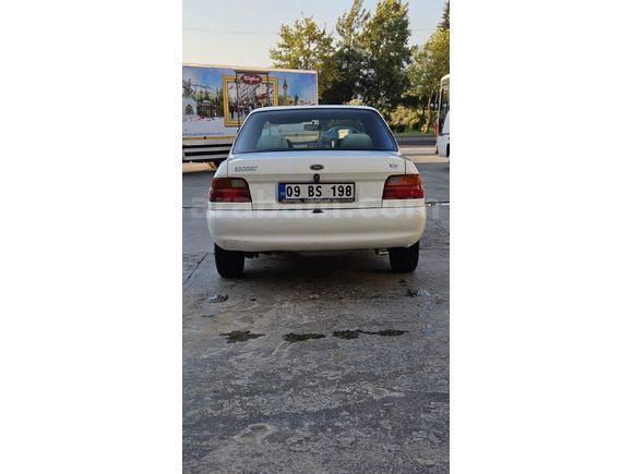 Sahibinden Ford Escort 1.6 CLX 1997 Model